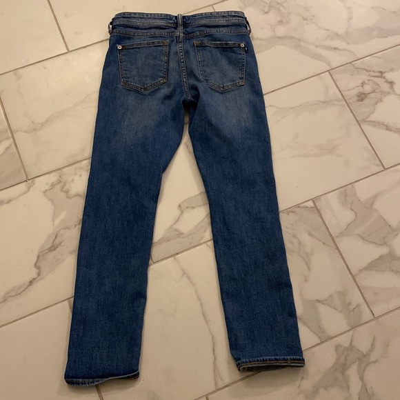Pilcro Slim Boyfriend Crop Jeans. Size 26. Jeans are in good condition - Picture 8 of 16